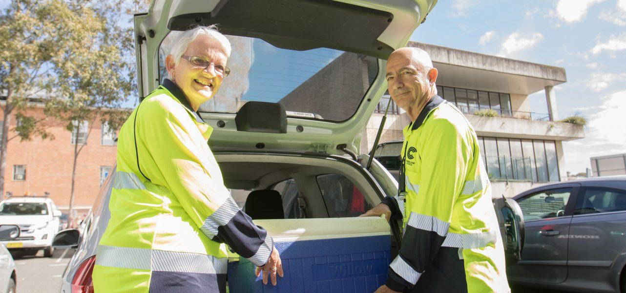 Volunteers-Meels-on-Wheels